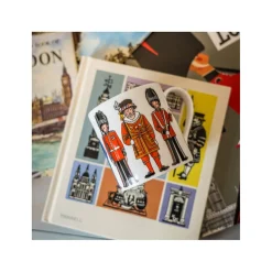 Hot London Figures Mug Mugs